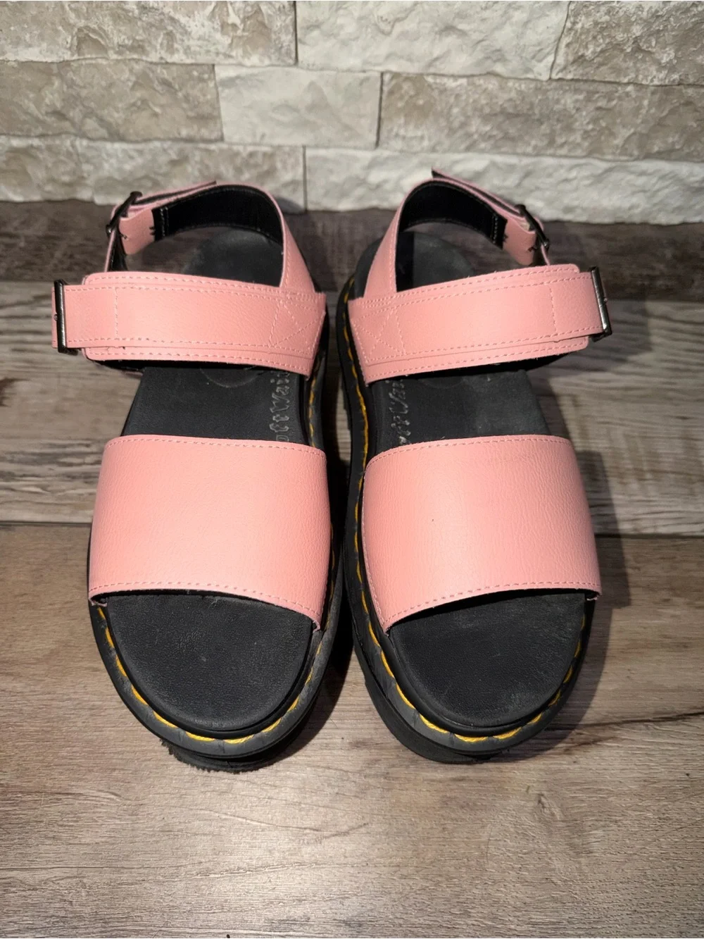 Dr. Martens Voss Quad Chunky Platform Peach Pink Leather Sandals Women’s 8